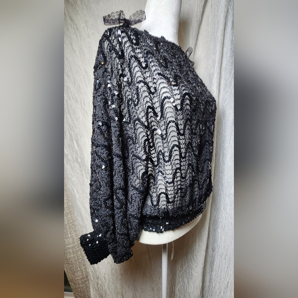 VINTAGE RARE St Martin Sequin Beaded Bell Sleeve Pullover The 70s Disco Era Top - Picture 12 of 14